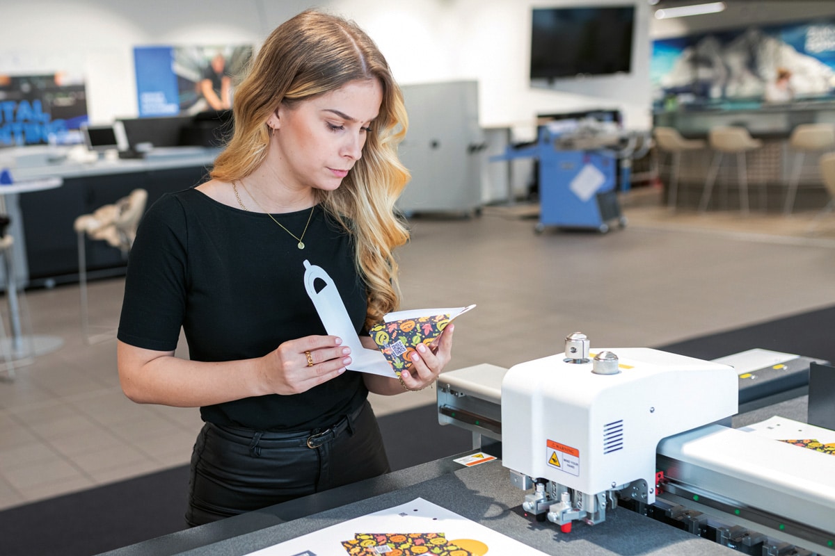 iEcho cutting plotter - Steuber GmbH & Co. KG